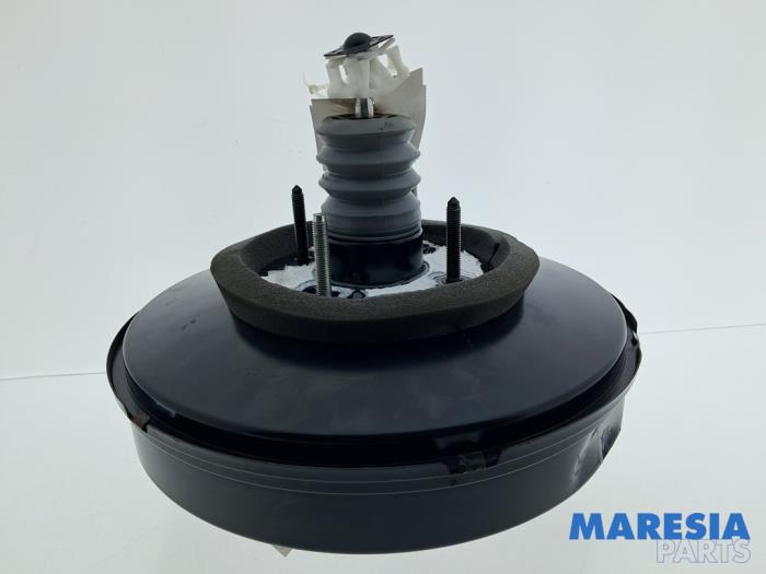 Usagé Servo frein Opel Vivaro Combi 2.0 CDTI 180 Prix € 60,50 Prix TTC proposé par Maresia Parts