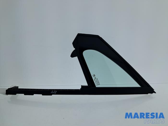 Usados Ventanilla triangular izquierda delante Peugeot 208 I (CA/CC/CK/CL) 1.0 Vti 12V PureTech Precio € 34,99 Norma de margen ofrecido por Maresia Parts