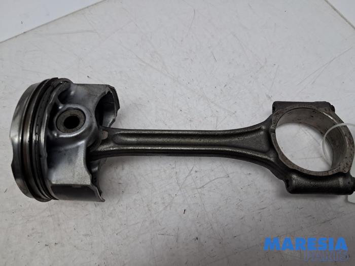 Gebrauchte Pleuelstange Citroen C3 (SX/SW) 1.2 Vti 12V PureTech Preis € 89,95 Margenregelung angeboten von Maresia Parts