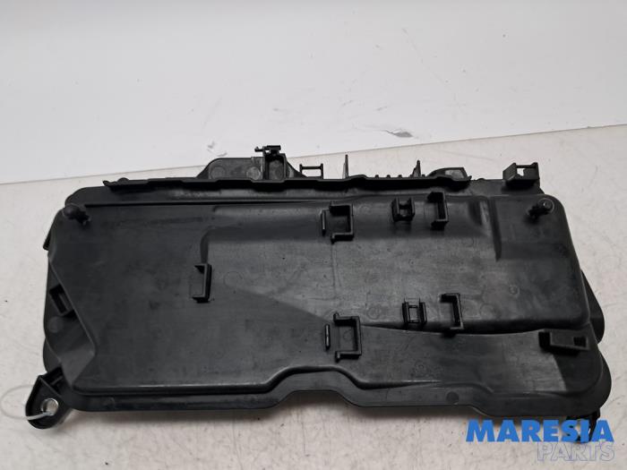 Gebrauchte Abdeckblech Motor Fiat Talento 2.0 EcoJet BiTurbo 170 Preis € 42,35 Mit Mehrwertsteuer angeboten von Maresia Parts