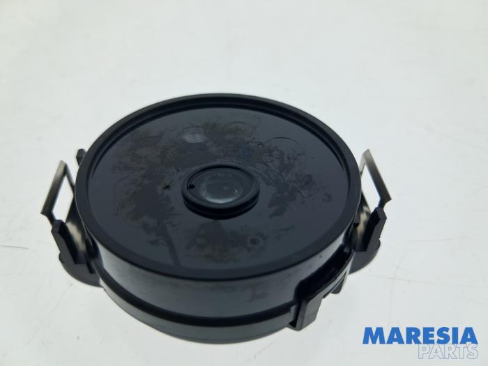 Begagnade Regnsensor Renault Espace (RFCJ) 1.6 Tce 200 Pris € 15,00 Marginaltabell erbjuds av Maresia Parts