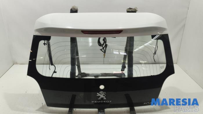 Begagnade Baklucka Peugeot 108 1.0 12V Pris € 199,99 Marginaltabell erbjuds av Maresia Parts