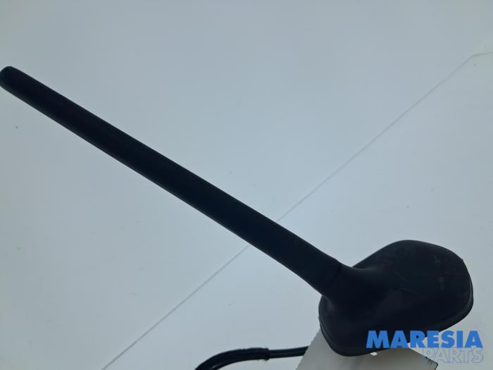 Używane Antena Alfa Romeo Giulietta (940) 1.4 TB 16V MultiAir Cena € 37,50 Procedura marży oferowane przez Maresia Parts