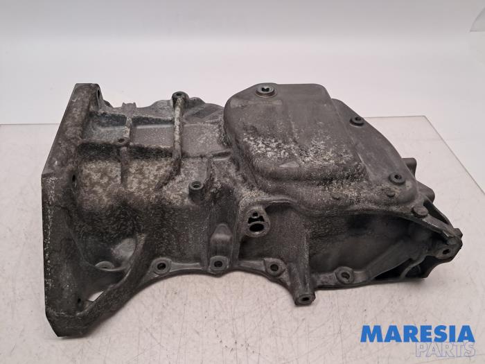 Gebrauchte Ölwanne Renault Trafic (1FL/2FL/3FL/4FL) 1.6 dCi 95 Preis € 120,99 Mit Mehrwertsteuer angeboten von Maresia Parts