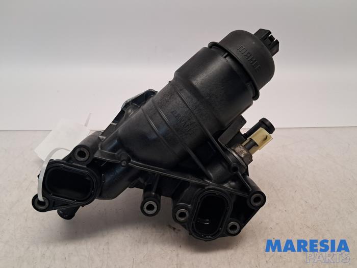 Gebrauchte Ölfiltergehäuse Renault Trafic (1FL/2FL/3FL/4FL) 1.6 dCi 95 Preis € 96,74 Mit Mehrwertsteuer angeboten von Maresia Parts