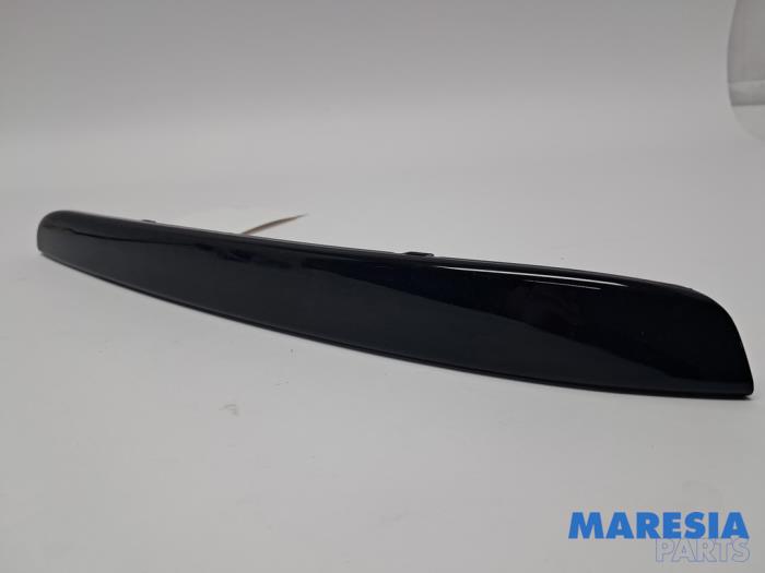 Begagnade Dörrstripe Alfa Romeo Giulietta (940) 1.4 TB 16V MultiAir Pris € 25,00 Marginaltabell erbjuds av Maresia Parts