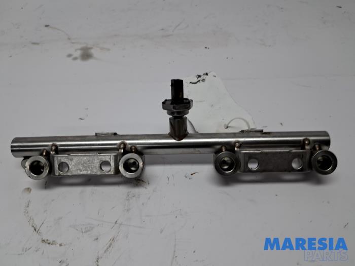 Usagé Système d'injection Citroen C5 Aircross I (A4/AC/AJ/AR) 1.6 Hybrid 225 16V Prix € 66,55 Prix TTC proposé par Maresia Parts