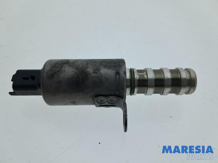 Begagnade Kamaxelsensor Citroen C5 Aircross I (A4/AC/AJ/AR) 1.6 Hybrid 225 16V Pris € 36,29 Inklusive moms erbjuds av Maresia Parts