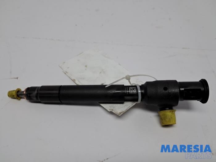 Usagé Injecteurs Opel Vivaro Combi 2.0 CDTI 180 Prix € 121,00 Prix TTC proposé par Maresia Parts