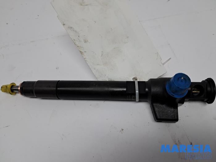 Usagé Injecteurs Opel Vivaro Combi 2.0 CDTI 180 Prix € 121,00 Prix TTC proposé par Maresia Parts