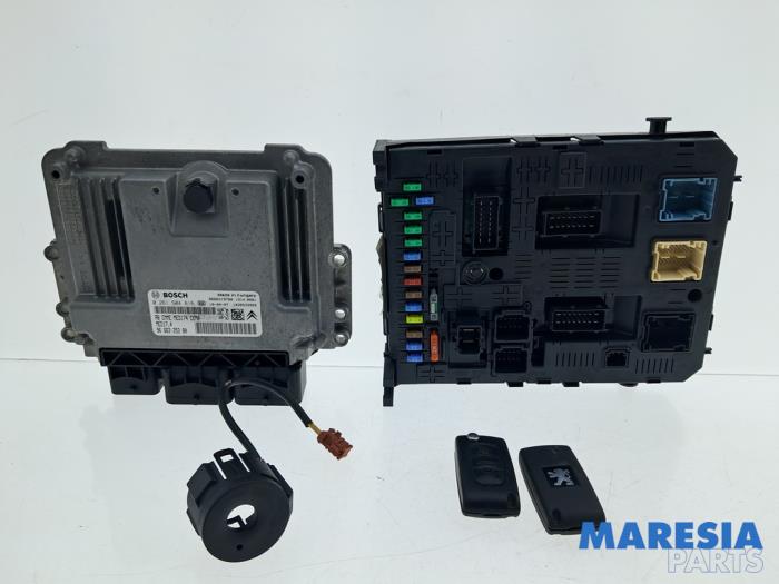 Used Engine management computer Peugeot 308 CC (4B) 1.6 16V THP 155 Price € 300,00 Margin scheme offered by Maresia Parts