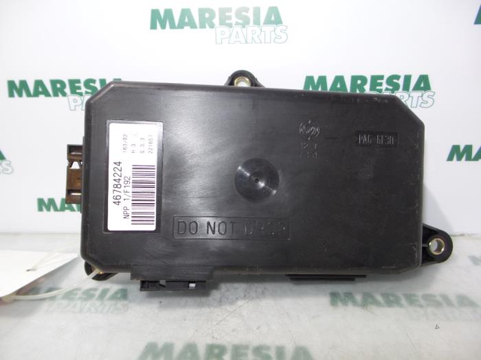 Usagé Ordinateur divers Fiat Stilo (192A/B) 2.4 20V Abarth 3-Drs. Prix € 35,00 Règlement à la marge proposé par Maresia Parts