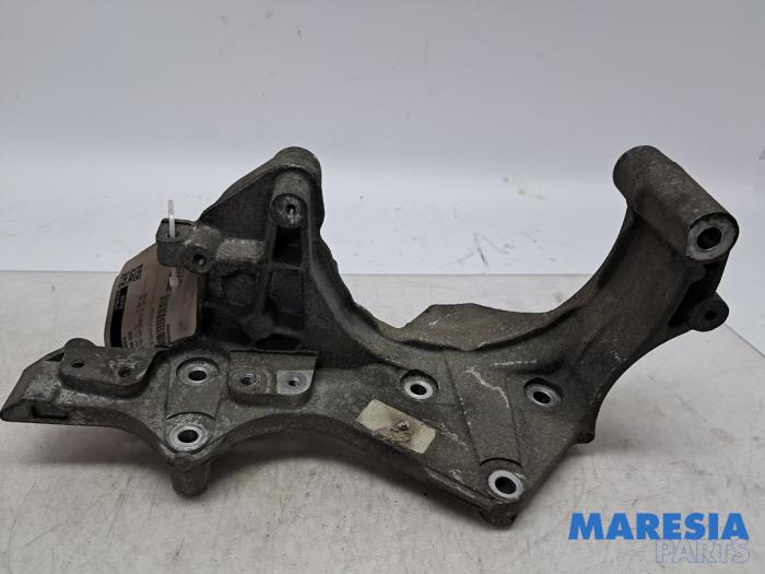 Used Alternator upper bracket Fiat Ducato (250) 2.3 D 150 Multijet Price € 42,35 Inclusive VAT offered by Maresia Parts