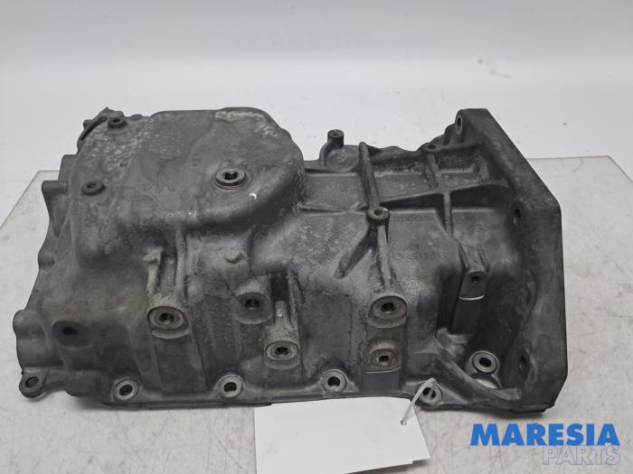 Gebrauchte Ölwanne Renault Trafic (1FL/2FL/3FL/4FL) 1.6 dCi 95 Preis € 120,99 Mit Mehrwertsteuer angeboten von Maresia Parts