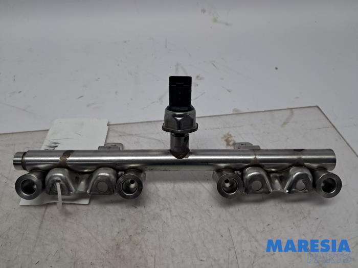 Usagé Système d'injection Peugeot RCZ (4J) 1.6 16V THP Prix € 40,00 Règlement à la marge proposé par Maresia Parts