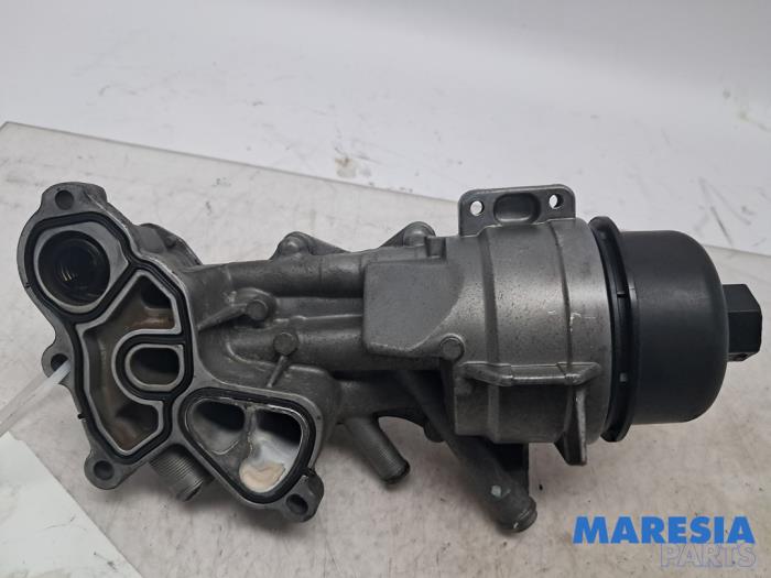 Gebrauchte Ölfiltergehäuse Peugeot RCZ (4J) 1.6 16V THP Preis € 79,95 Margenregelung angeboten von Maresia Parts