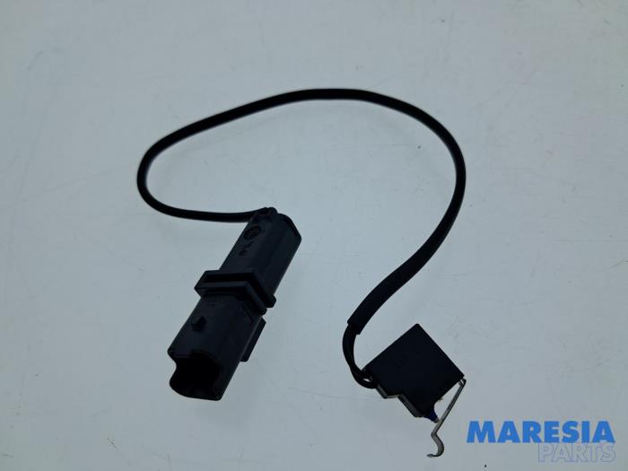 Gebrauchte Cabrio-Dachpositionssensor Peugeot 308 CC (4B) 1.6 16V THP 155 Preis € 39,95 Margenregelung angeboten von Maresia Parts