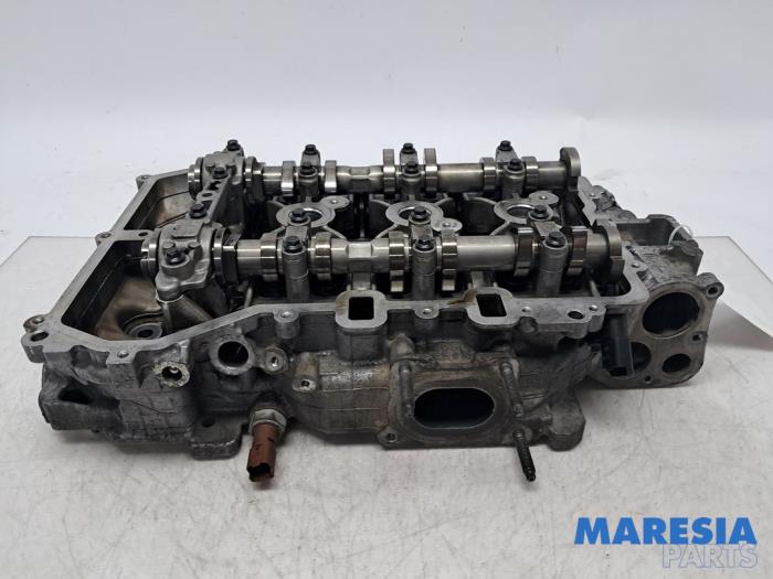 Begagnade Topplock Peugeot 208 I (CA/CC/CK/CL) 1.0 Vti 12V PureTech Pris € 389,99 Marginaltabell erbjuds av Maresia Parts