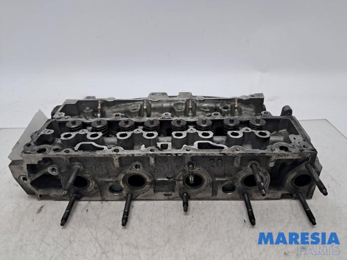 Usagé Culasse Citroen C4 Grand Picasso (3A) 1.6 HDiF, Blue HDi 115 Prix € 260,00 Règlement à la marge proposé par Maresia Parts