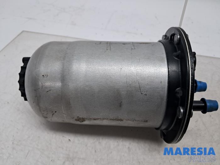 Gebrauchte Kraftstofffiltergehäuse Renault Trafic (1FL/2FL/3FL/4FL) 1.6 dCi 140 Twin Turbo Preis € 48,34 Mit Mehrwertsteuer angeboten von Maresia Parts