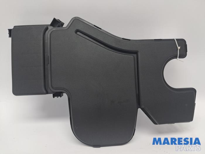 Begagnade Luftfilterhus Peugeot 108 1.0 12V Pris € 30,00 Marginaltabell erbjuds av Maresia Parts
