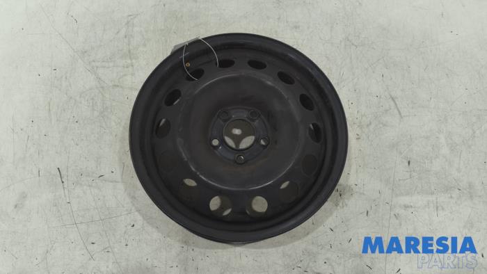 Używane Obrecz Opel Combo Cargo 1.5 CDTI 100 Cena € 48,40 Z VAT oferowane przez Maresia Parts
