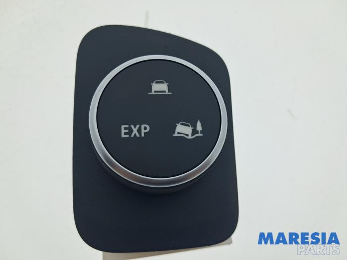 Usados Interruptor ESP Renault Captur I (2R) 1.2 TCE 16V EDC Precio € 99,99 Norma de margen ofrecido por Maresia Parts