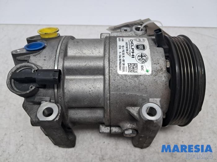 Usagé Pompe clim Alfa Romeo Giulietta (940) 1.4 TB 16V MultiAir Prix € 174,99 Règlement à la marge proposé par Maresia Parts