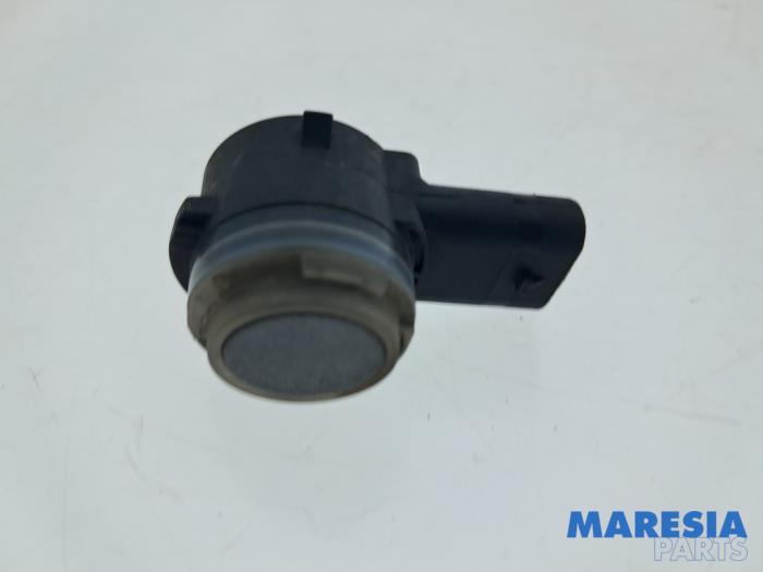 Usados Sensor PDC Peugeot 508 SW (F4/FC/FJ/FR) 1.6 16V Hybrid 225 Precio € 24,00 Norma de margen ofrecido por Maresia Parts