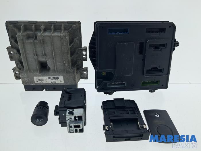 Used Engine management computer Renault Megane III Grandtour (KZ) 1.2 16V TCE 115 Price € 299,00 Margin scheme offered by Maresia Parts