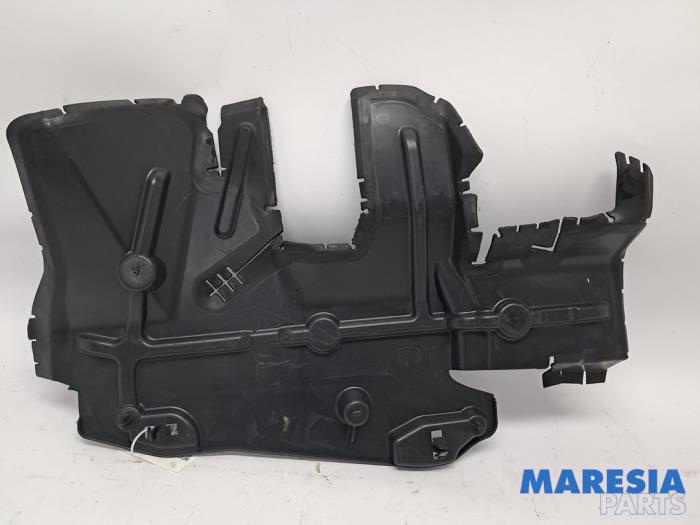 Begagnade Lufttratt Citroen C4 Cactus (0B/0P) 1.6 Blue Hdi 100 Pris € 25,00 Marginaltabell erbjuds av Maresia Parts