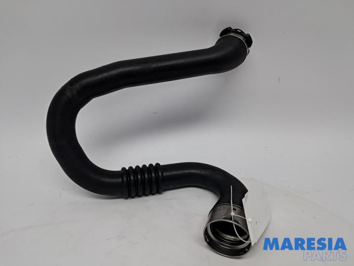 Gebrauchte Intercooler Rohr Renault Megane III Grandtour (KZ) 1.2 16V TCE 115 Preis € 30,00 Margenregelung angeboten von Maresia Parts