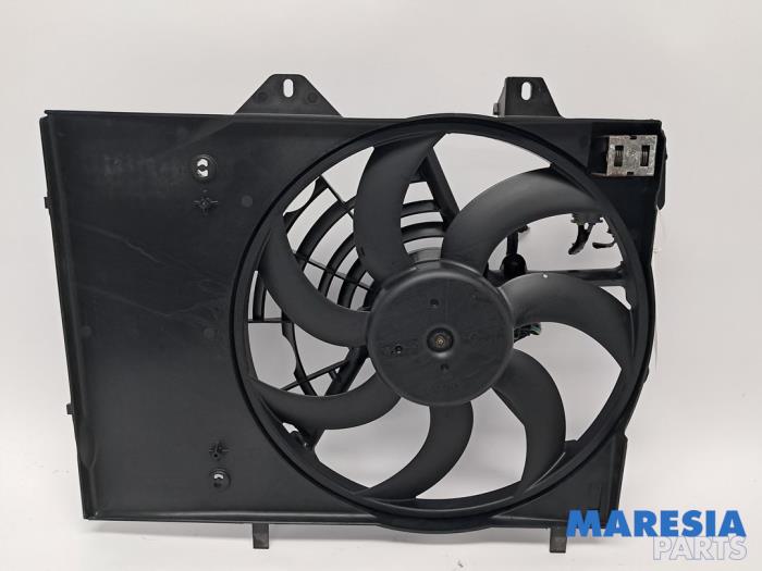 Używane Silnik wentylatora Citroen C4 Cactus (0B/0P) 1.6 Blue Hdi 100 Cena € 39,99 Procedura marży oferowane przez Maresia Parts