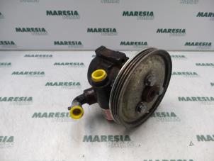Gebrauchte Lenkkraftverstärker Pumpe Fiat Doblo (223A/119) 1.4 Preis € 85,00 Margenregelung angeboten von Maresia Parts
