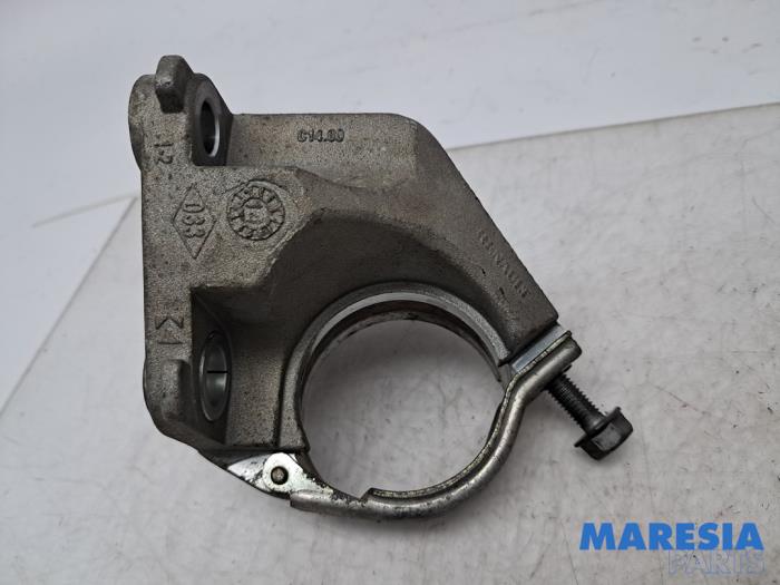Used Engine mount Renault Megane III Grandtour (KZ) 1.2 16V TCE 115 Price € 25,00 Margin scheme offered by Maresia Parts