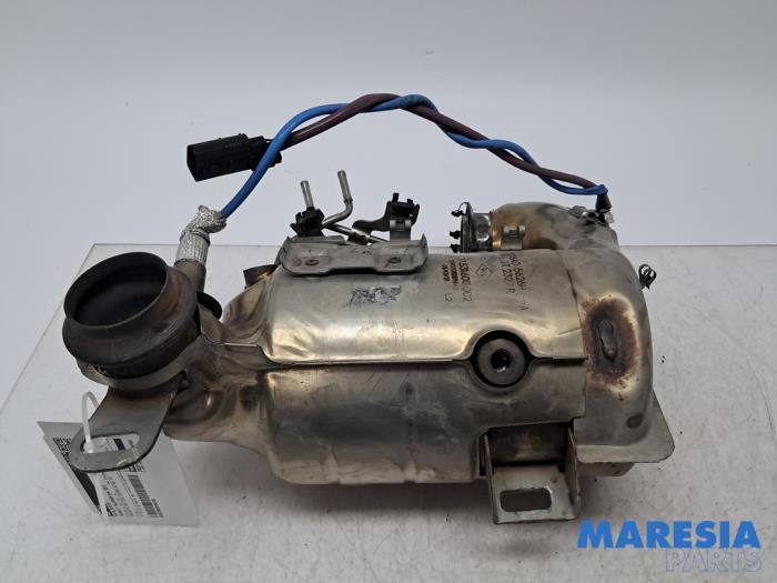 Używane Katalizator Renault Talisman Estate (RFDK) 1.3 TCE 160 16V Cena na żądanie oferowane przez Maresia Parts