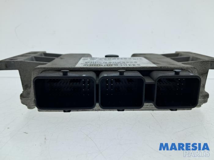 Used Engine management computer Citroen C5 III Tourer (RW) 2.0 16V Price € 315,00 Margin scheme offered by Maresia Parts
