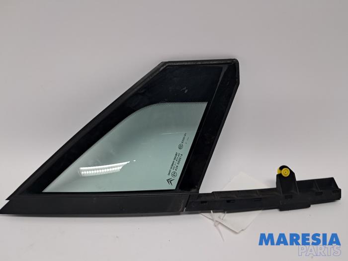 Usados Ventanilla triangular derecha delante Citroen C5 III Tourer (RW) 2.0 16V Precio € 35,00 Norma de margen ofrecido por Maresia Parts
