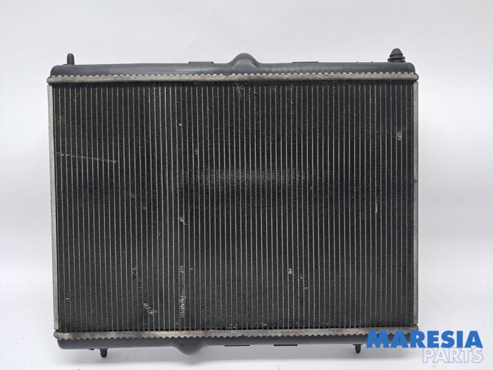 Usagé Radiateur Peugeot 508 (8D) 1.6 THP 16V Prix € 34,95 Règlement à la marge proposé par Maresia Parts