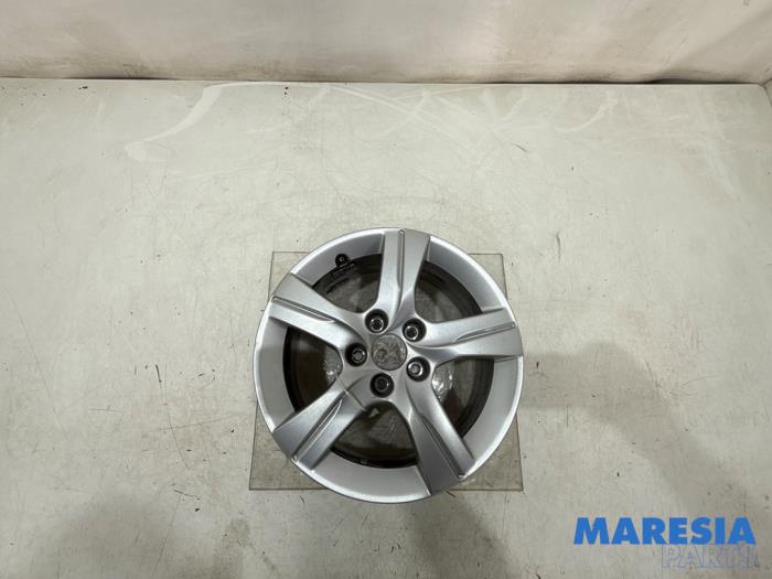 Używane Obrecz Peugeot 508 (8D) 1.6 THP 16V Cena € 100,00 Procedura marży oferowane przez Maresia Parts