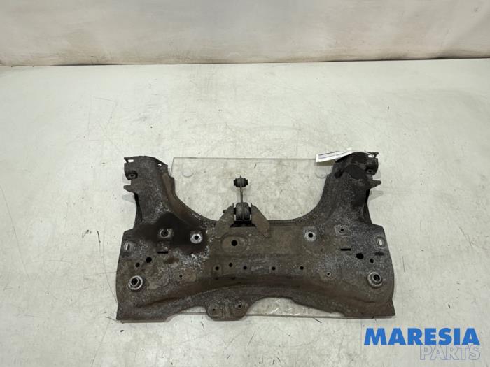Used Subframe Renault Clio IV (5R) 1.6 Turbo 16V RS 200 EDC Price € 50,00 Margin scheme offered by Maresia Parts