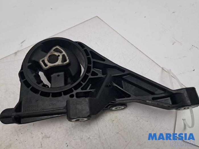 Used Engine mount Opel Astra J Sports Tourer (PD8/PE8/PF8) 1.4 Turbo 16V Price € 15,00 Margin scheme offered by Maresia Parts