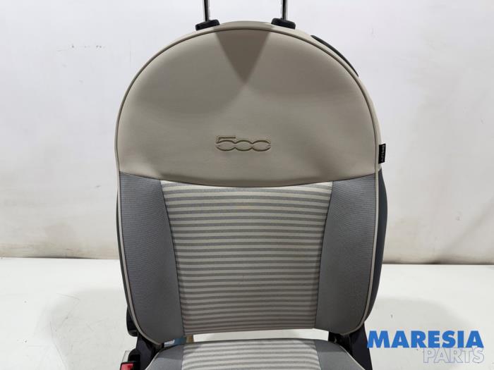 Używane Fotel lewy Fiat 500C (312) 0.9 TwinAir 85 Cena € 149,99 Procedura marży oferowane przez Maresia Parts