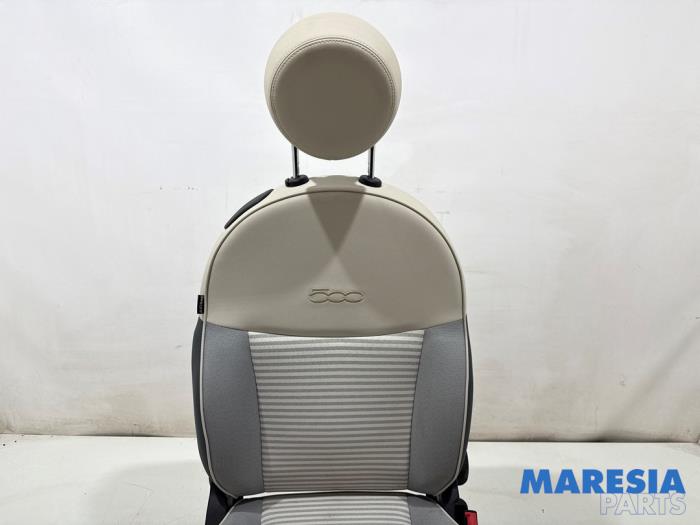 Używane Fotel prawy Fiat 500C (312) 0.9 TwinAir 85 Cena € 149,99 Procedura marży oferowane przez Maresia Parts