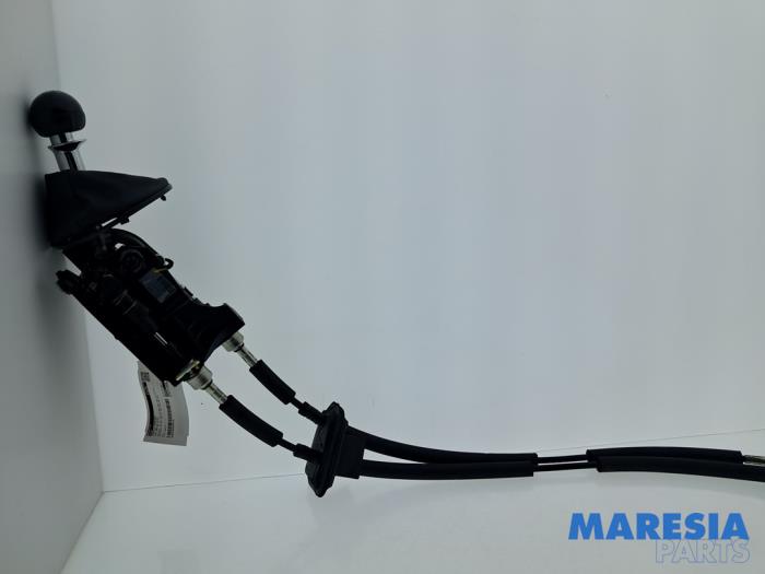 Begagnade Växelspak Fiat 500C (312) 0.9 TwinAir 85 Pris € 50,00 Marginaltabell erbjuds av Maresia Parts