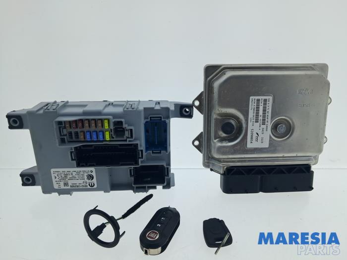 Used Engine management computer Fiat 500C (312) 0.9 TwinAir 85 Price € 350,00 Margin scheme offered by Maresia Parts