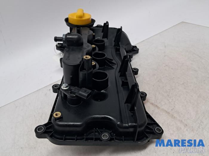 Ventildeckel van een Renault Clio V (RJAB) 1.0 TCe 100 12V 2019