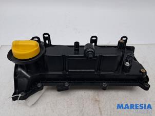 Ventildeckel van een Renault Clio V (RJAB) 1.0 TCe 100 12V 2019