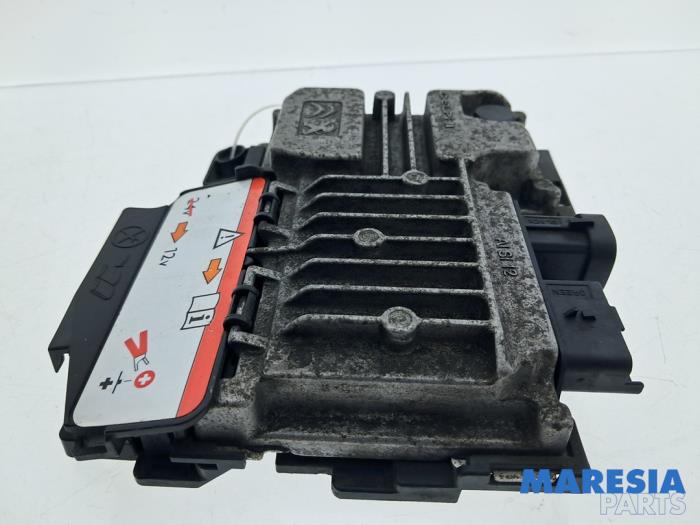 Start/Stop computer from a Citroën C4 Cactus (0B/0P) 1.2 PureTech 82 12V 2015