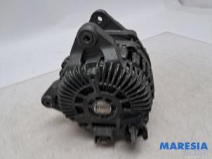 Dynamo van een Renault Trafic (1FL/2FL/3FL/4FL) 1.6 dCi 145 Twin Turbo 2019